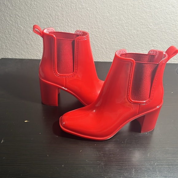 Jeffrey Campbell Red Hurricane Chelsea Boots - Picture 4 of 8
